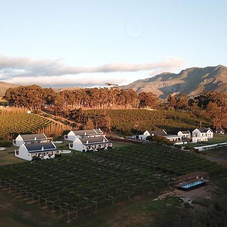Endless Vineyards At Wildekrans Wine Estate Guest House Botrivier Bagian luar foto