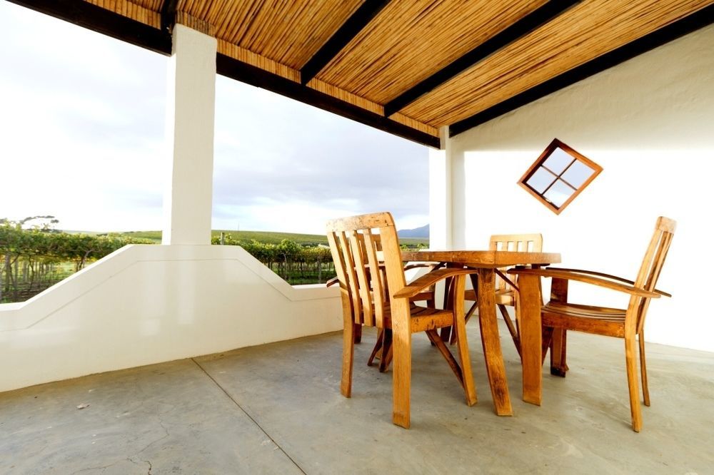 Endless Vineyards At Wildekrans Wine Estate Guest House Botrivier Bagian luar foto